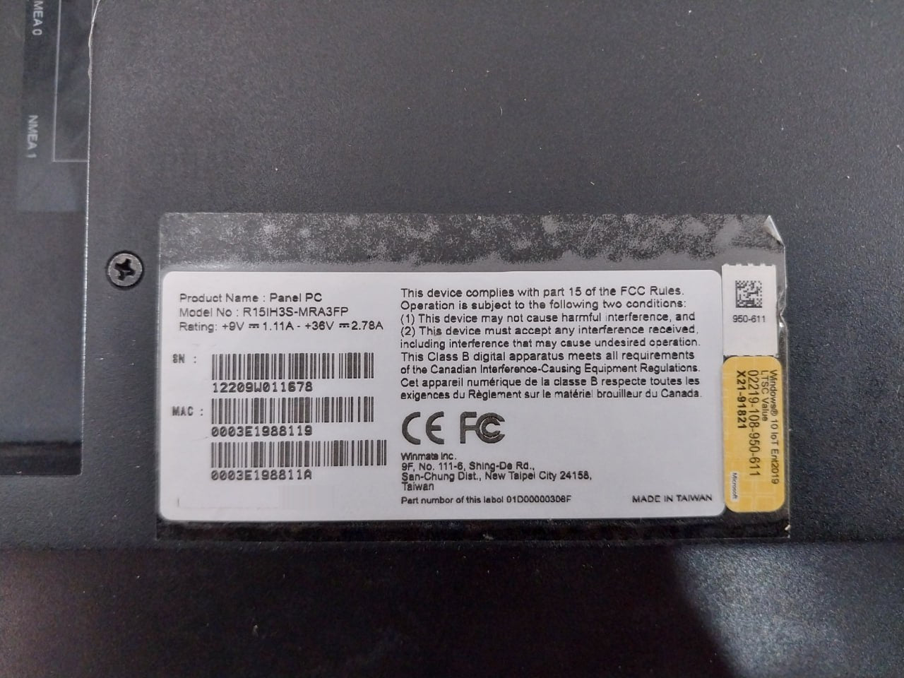 Winmate R15Ih3S-mra3Fp Marine Panel Pc 0003E1988119 950-611