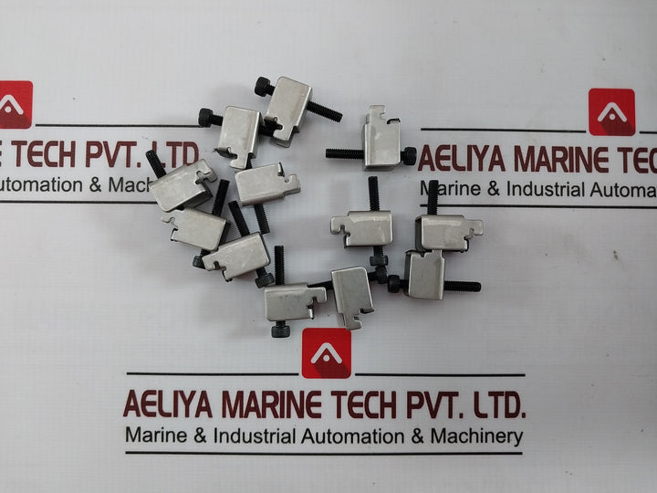 Winmate R15Ih3S-mra3Fp Marine Panel Pc 0003E1988119 950-611
