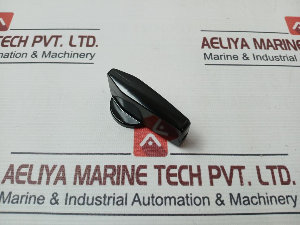 Wiska Sp-cee Knob 1832 Socket With Switch