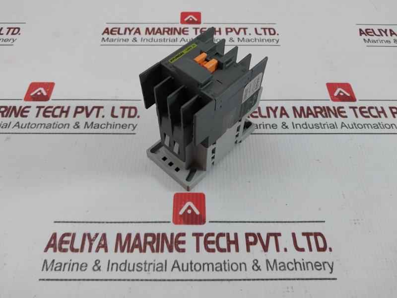 With New Condition Contactor Relay 50-60Hz Hyundai Umx 31
