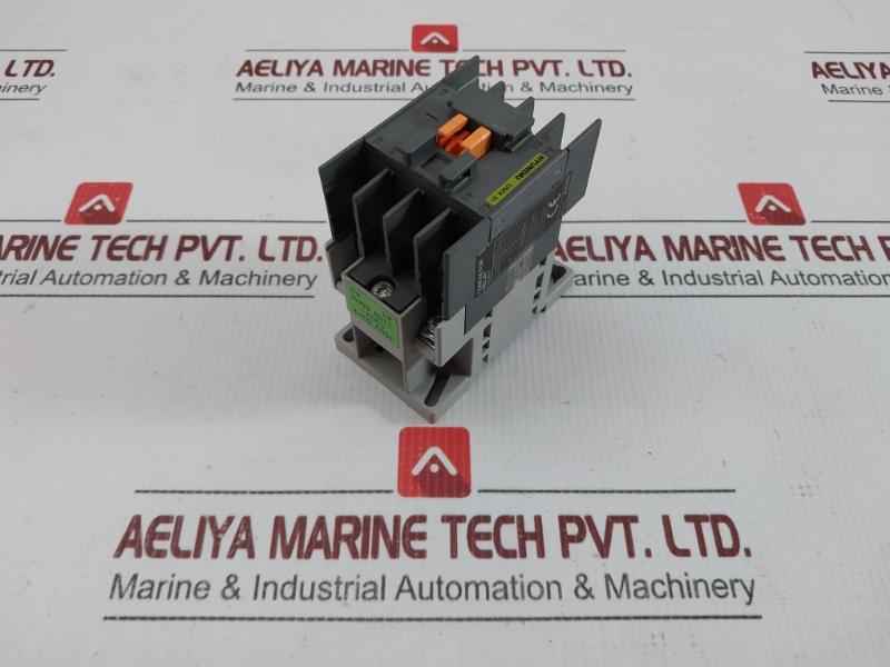 With New Condition Contactor Relay 50-60Hz Hyundai Umx 31