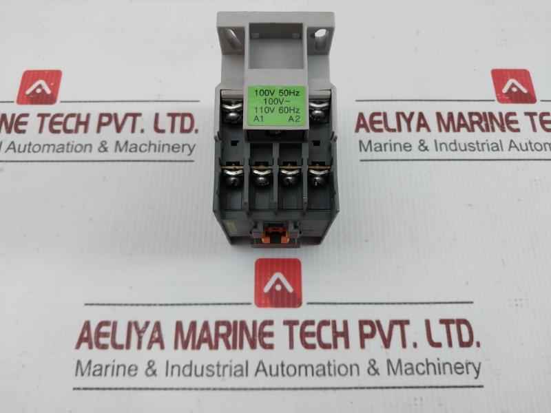 With New Condition Contactor Relay 50-60Hz Hyundai Umx 31