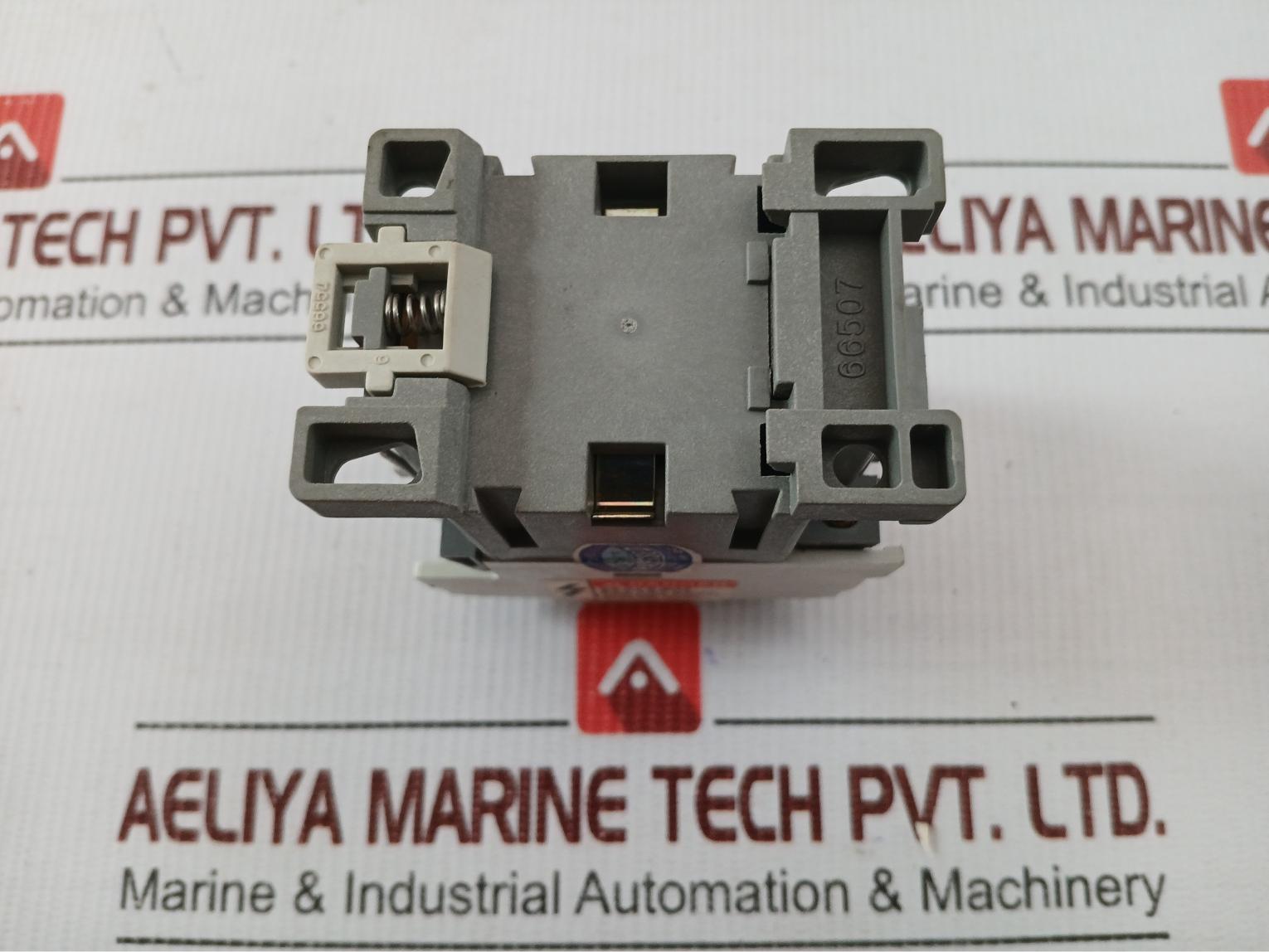 With New Condition Control Relay Hmx 31 Hyundai 100-110V/50-60Hz