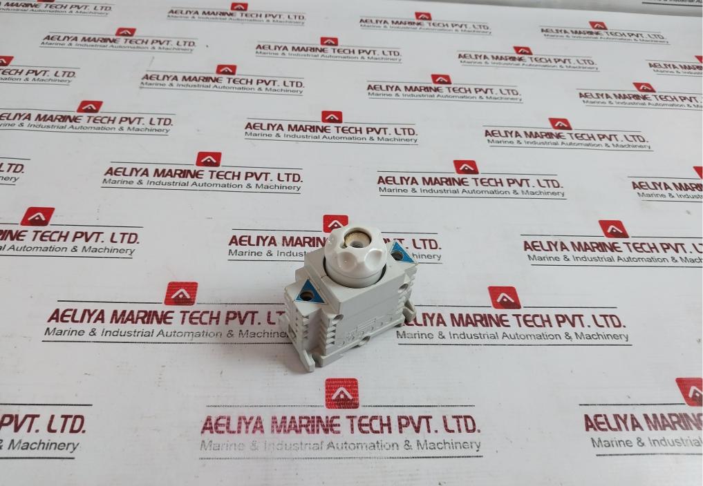 Lot Of 2X Wohner Fuse Holder 25A 500V 0.5-6A