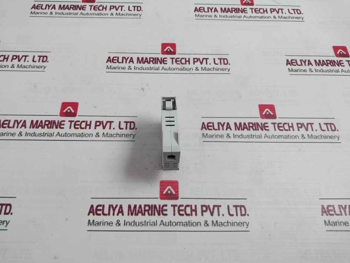 Wohner Aes10X38 Fuse Holder Ac-22B 32A 400V 50/60Hz 60/75C 18-6Awg