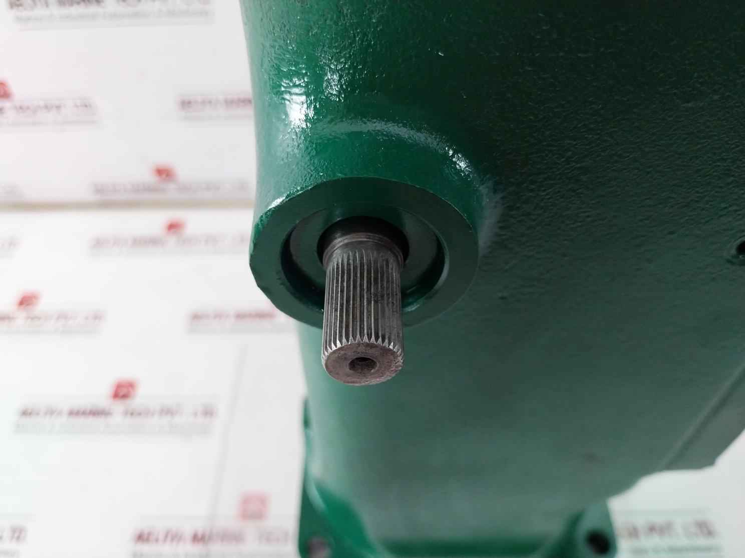 Woodward Ug-8 Governor 8522-447 500-1200 Rpm 230V 2W 0.14A 0-60Hz 2700 Min-1