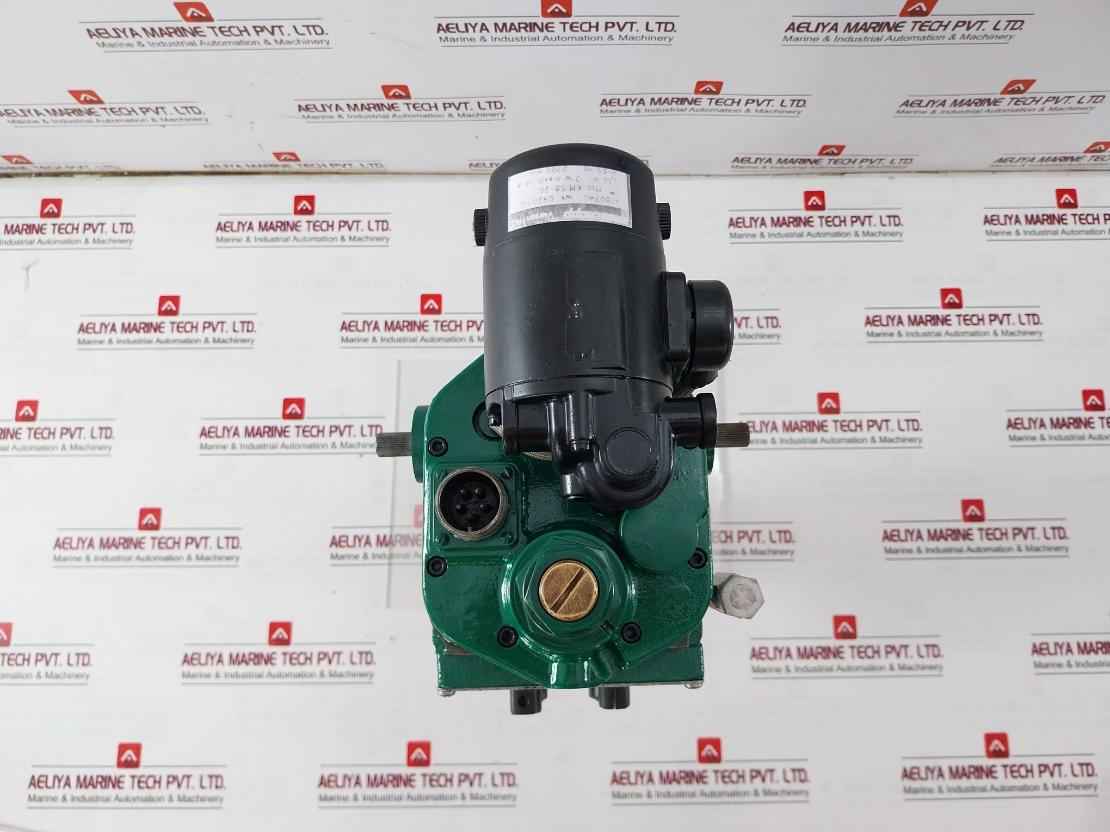 Woodward Ug-8 Governor 8522-447 500-1200 Rpm 230V 2W 0.14A 0-60Hz 2700 Min-1