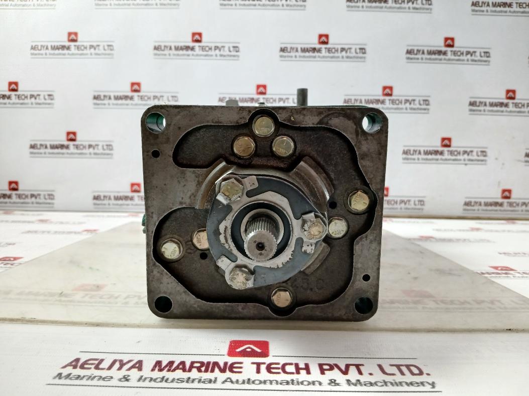 Woodward Ug-8 Governor Mechanical Hydraulic Speed Controller 230V 2W 0-60Hz