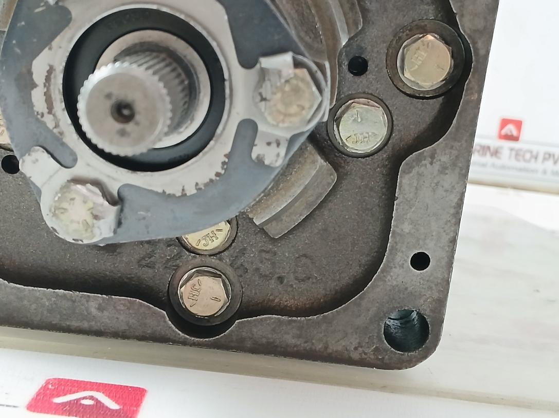 Woodward Ug-8 Governor Mechanical Hydraulic Speed Controller 230V 2W 0-60Hz