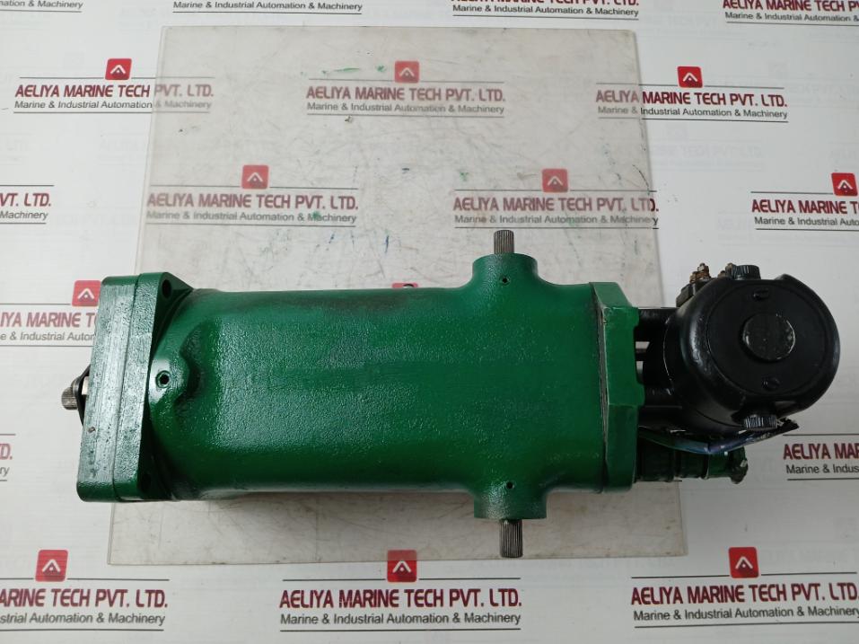 Woodward Ug-8 Governor Mechanical Hydraulic Speed Controller 230V 2W 0-60Hz