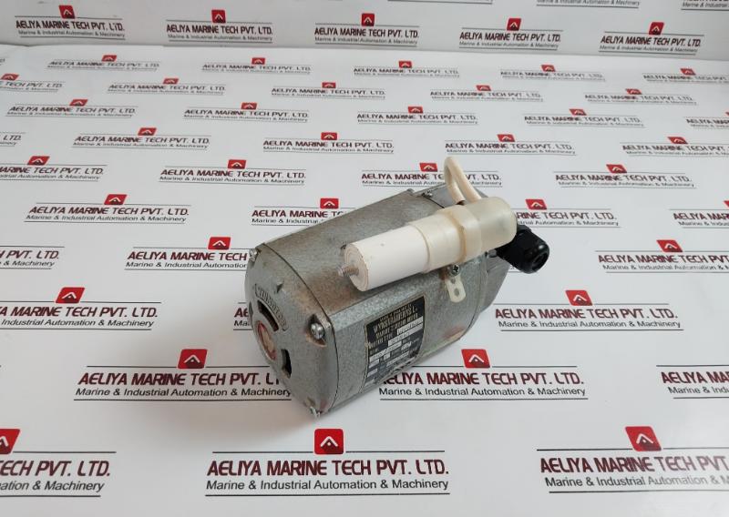 Wynstruments Wyn64 Marine Window Wiper Motor 210/250 Volts 50/60 Hz