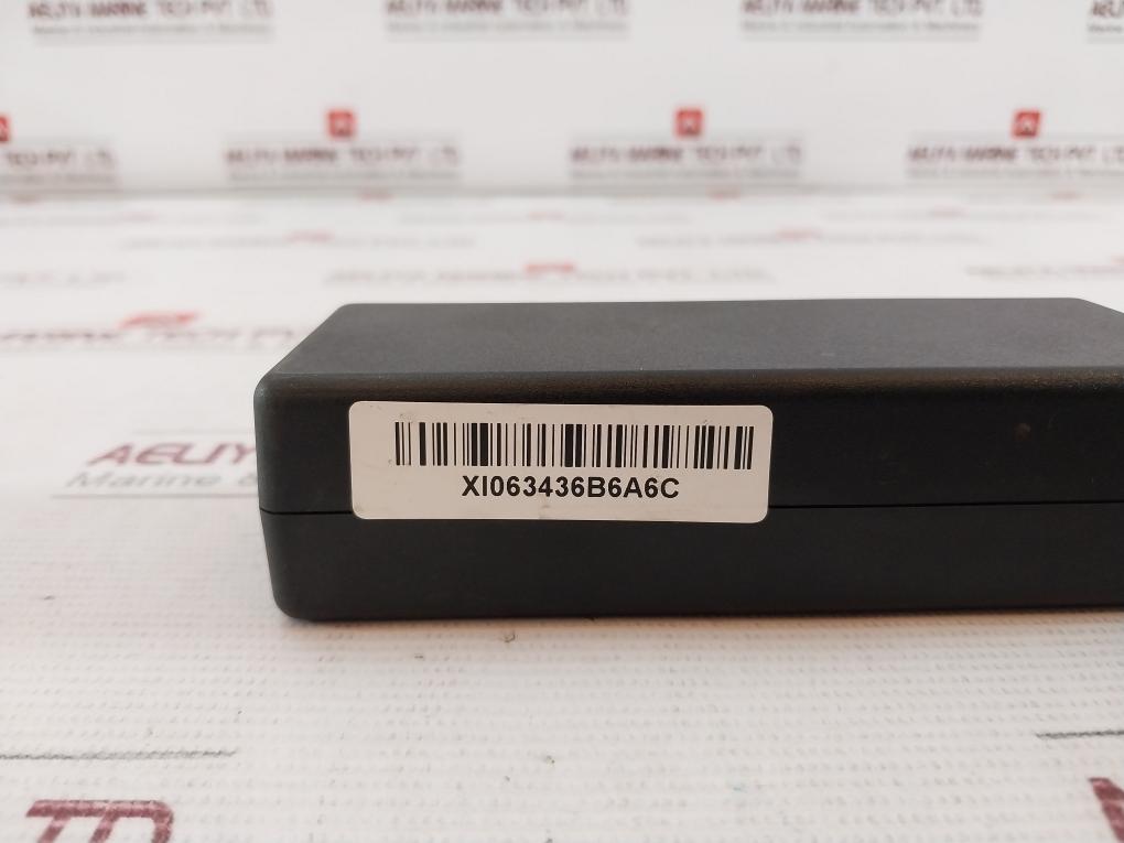 Ximeta Technology Uea325D-0512 Power Supply Ac Adapter Ac100-240V 50/60Hz 0.8A