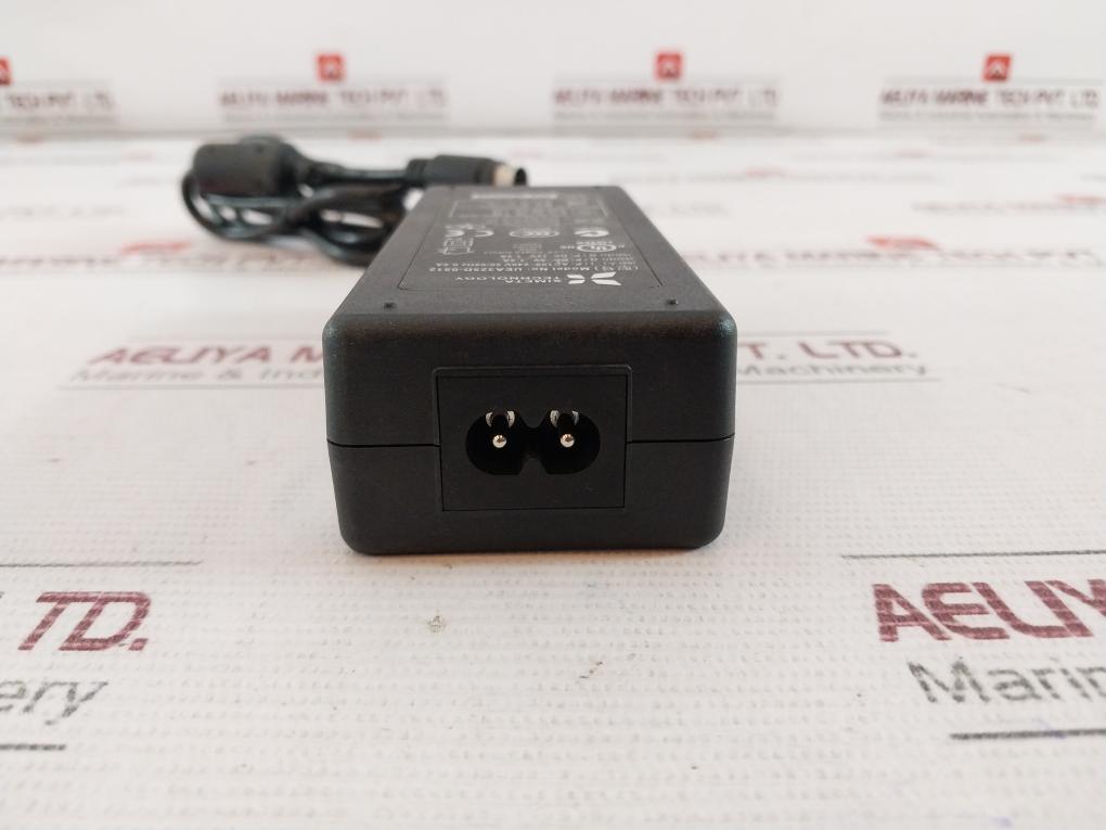 Ximeta Technology Uea325D-0512 Power Supply Ac Adapter Ac100-240V 50/60Hz 0.8A