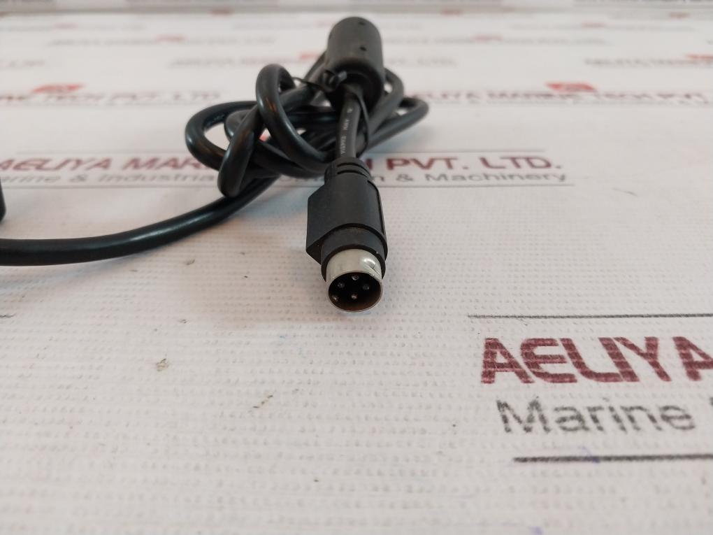 Ximeta Technology Uea325D-0512 Power Supply Ac Adapter Ac100-240V 50/60Hz 0.8A