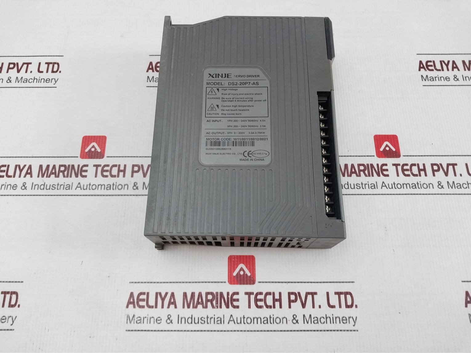 Xinje Ds2-20P7-as Servo Driver 3Ph 200-240V 50/60Hz 2.5A