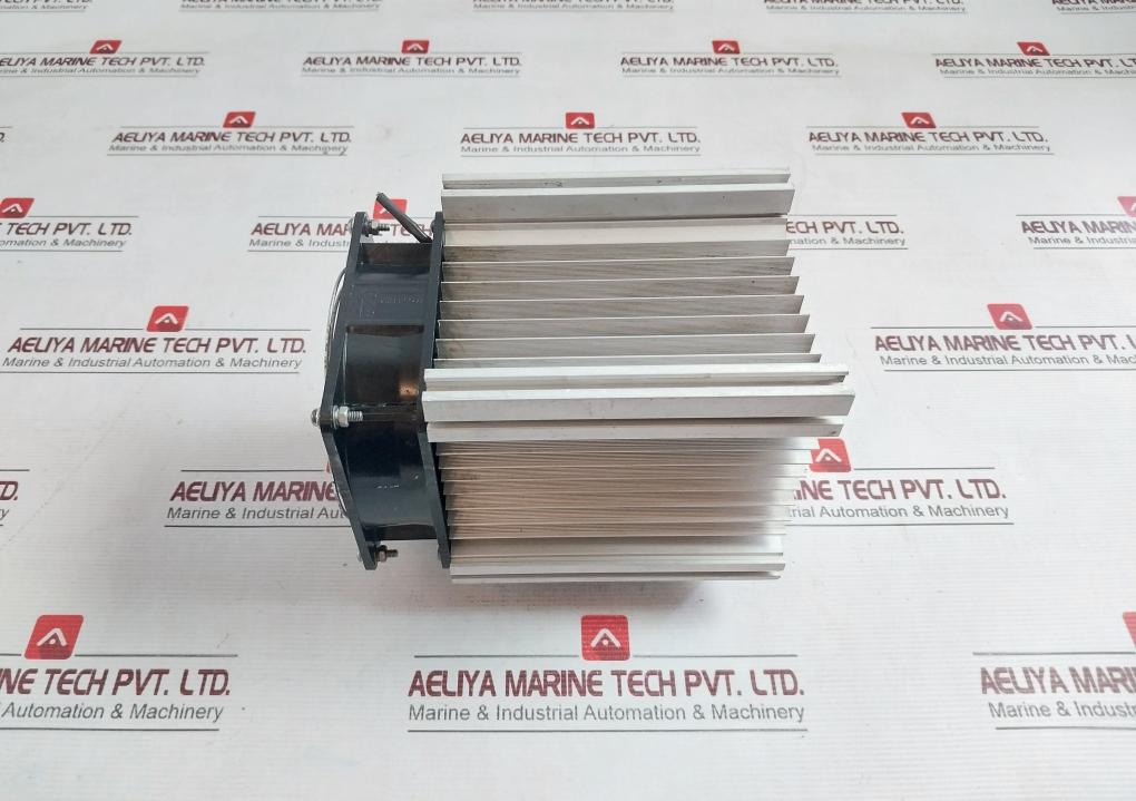 Xinling Electric Hhg1-3/032F-38 3 Phase Solid State Relay 3-32 Vdc