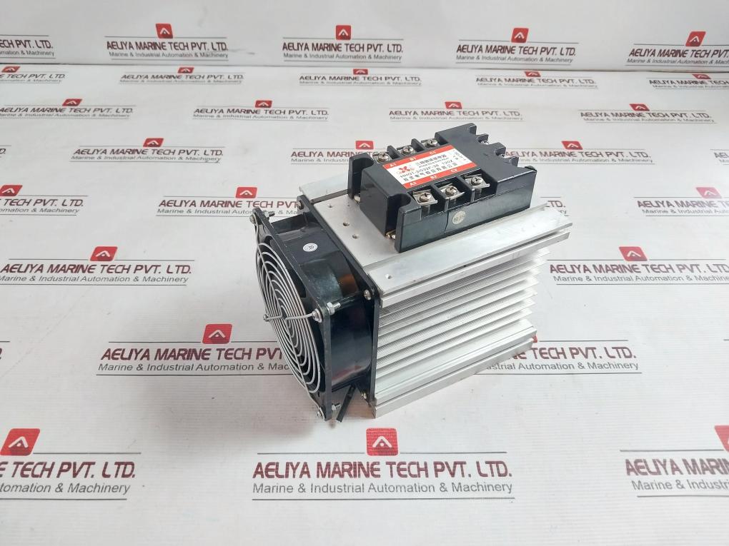 Xinling Electric Hhg1-3/032F-38 3 Phase Solid State Relay 3-32 Vdc