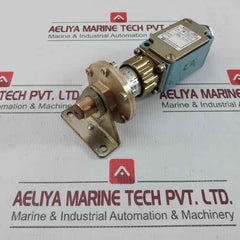 Xm2-jm012 Pressure Switch Telemecanique 300V Max