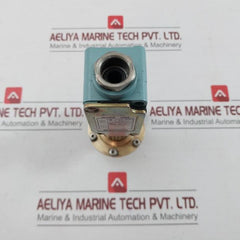 Xm2-jm012 Pressure Switch Telemecanique 300V Max