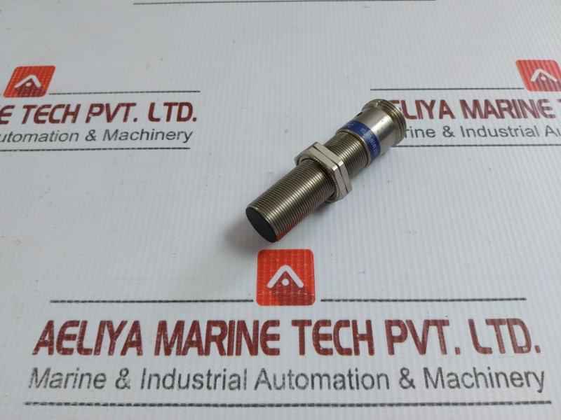 Xs1 M18Pb370A Telemecanique Inductive Proximity Switch