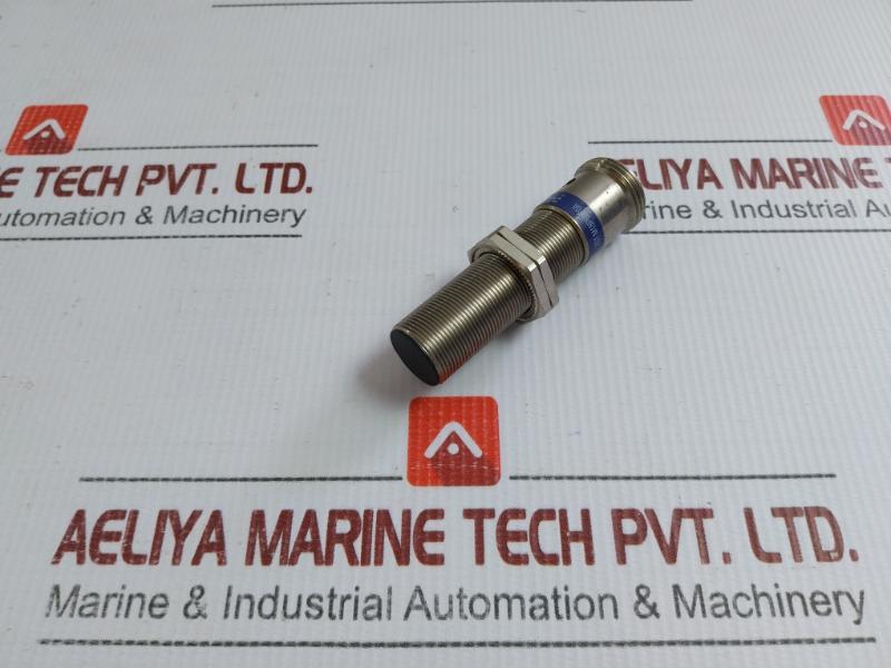 Xs1 M18Pb370A Telemecanique Inductive Proximity Switch