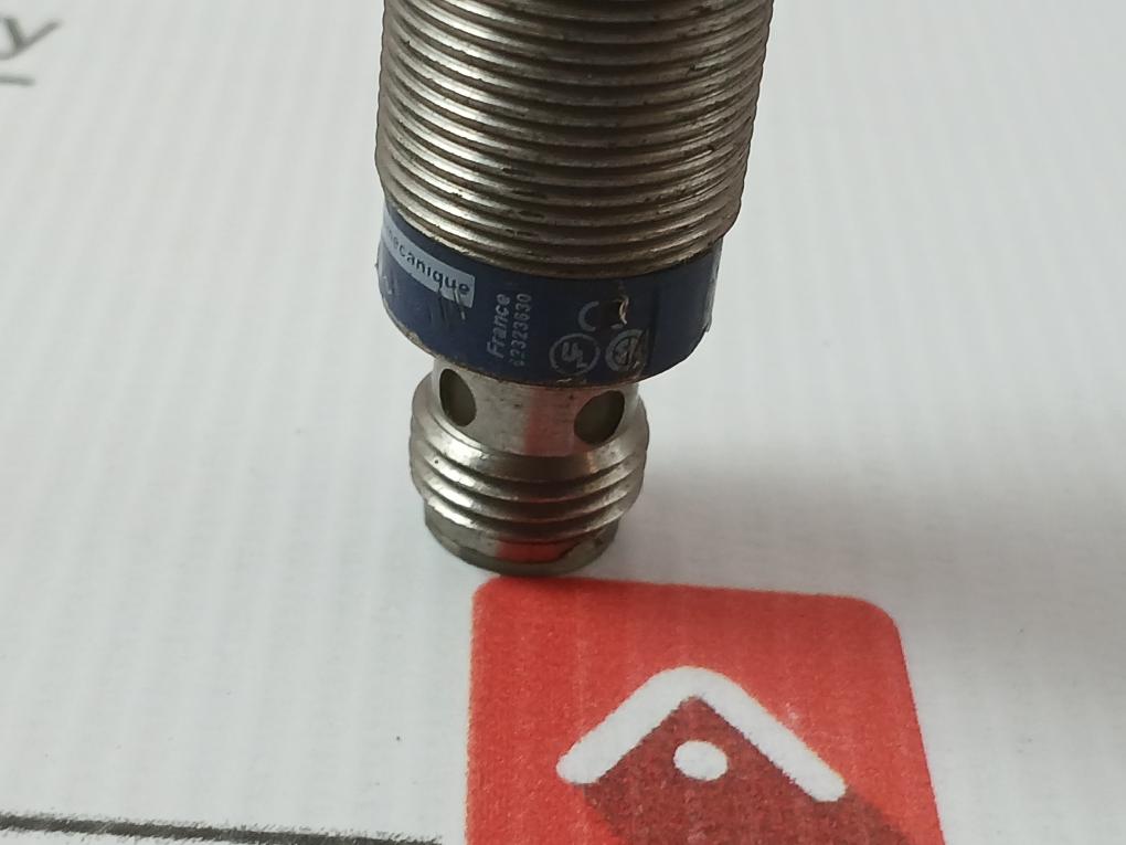 Xs618B4Mau20 Inductive Proximity Sensor Telemecanique