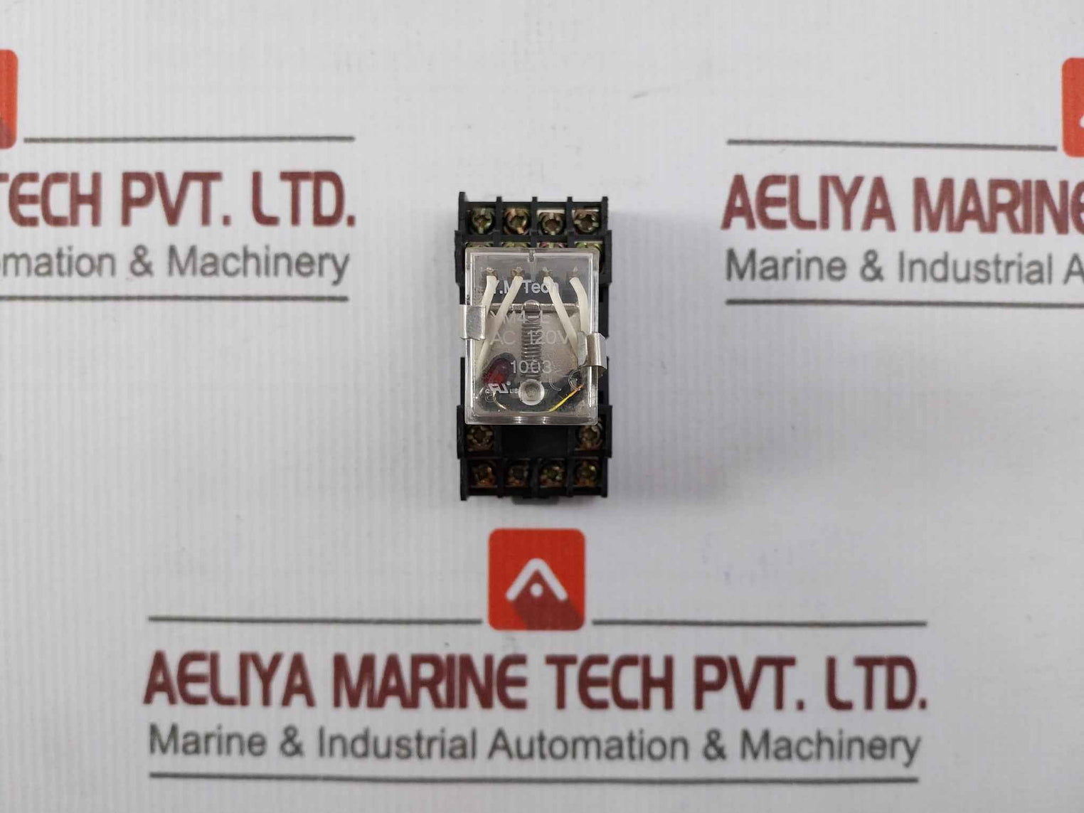 Y.M. Tech Ym4-l Relay With Base 10A 300Vac