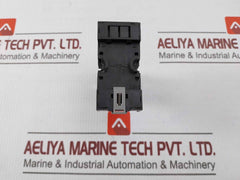 Y.M. Tech Ym4-l Relay With Base 10A 300Vac