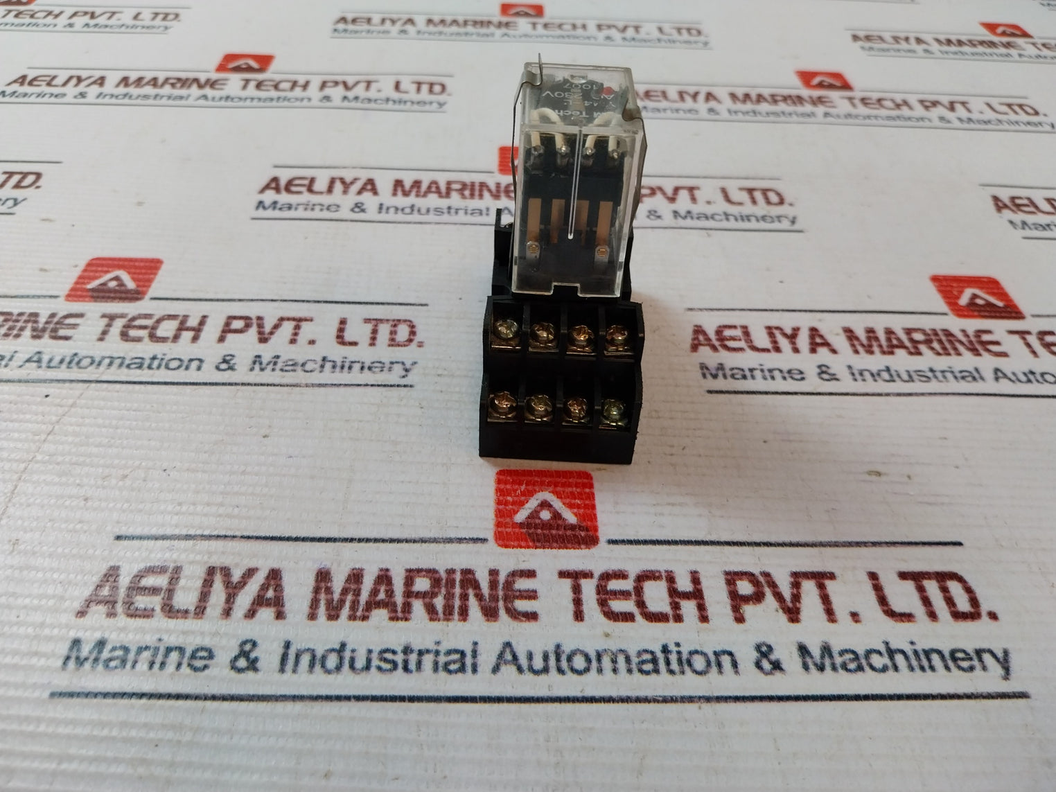 Y.Mtech Ym4-l Relay With Base 10A 300Vac