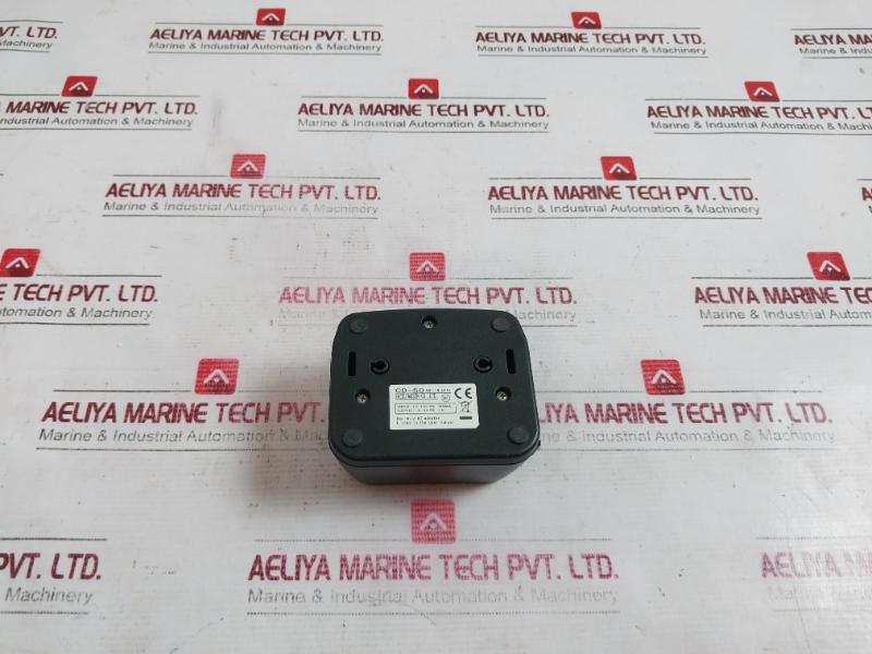Yaesu Musen Cd-50 Charger 12-16V-900Ma 8.4V-1A