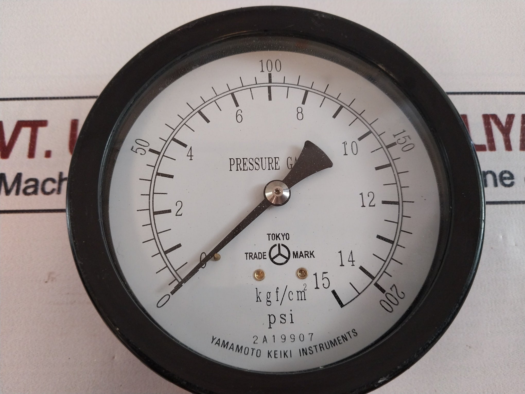 Yamamoto Keiki 2A19907 Pressure Gauge 0-200Psi