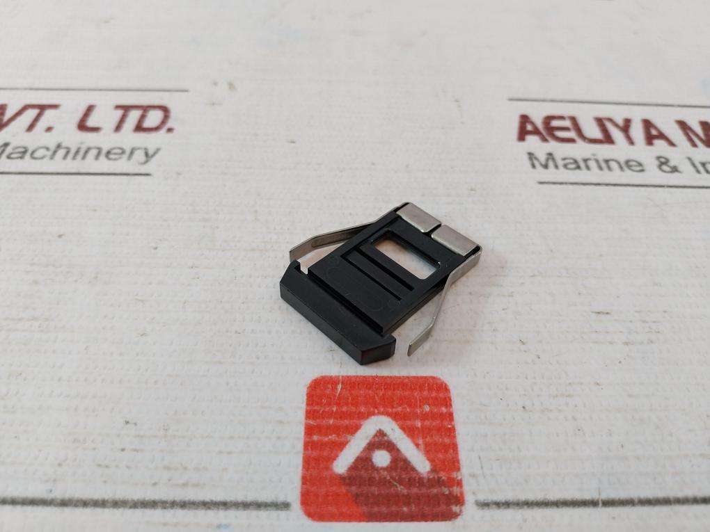 Yamatake-azbil S2B-s1Ck Mounting Barrier Black 165459825