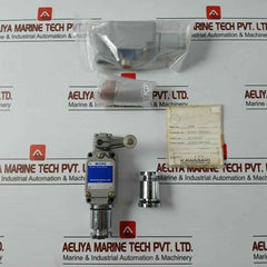 Yamatake-honeywell 1Ls-j94 Compact Limit Switch M-115-11 10A 120/240/480 Vac