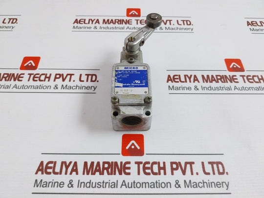 Yamatake-honeywell 1Ls3-j Limit Switch 10A-125 250-480Vac 1/2 Hp