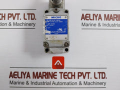 Yamatake-honeywell 1Ls3-j Limit Switch 10A-125 250-480Vac 1/2 Hp