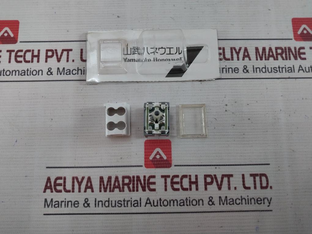 Yamatake-honeywell 2T-l Cp24 Push Button Switch 9748K