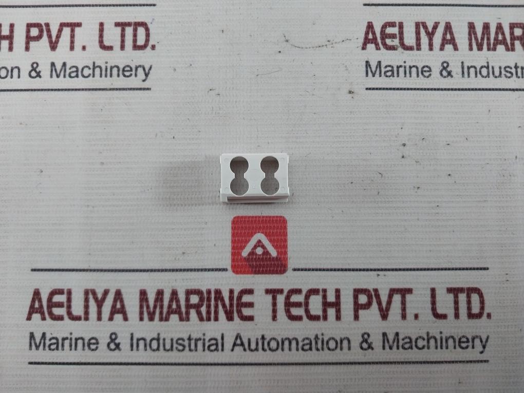 Yamatake-honeywell 2T-l Cp24 Push Button Switch 9748K