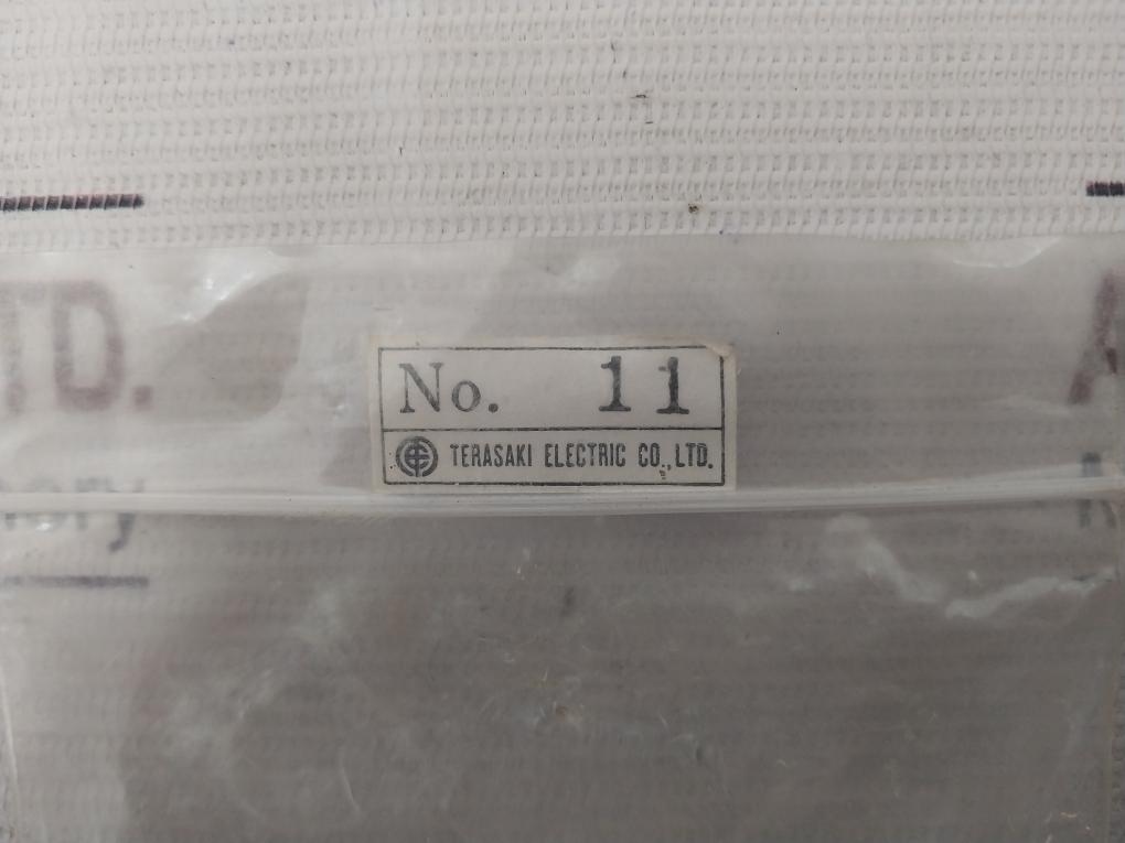 Yamatake-honeywell 2T-l Cp24 Push Button Switch 9748K