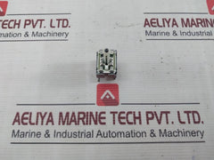 Yamatake-honeywell 2T-l Cp24 Push Button Switch 9748K