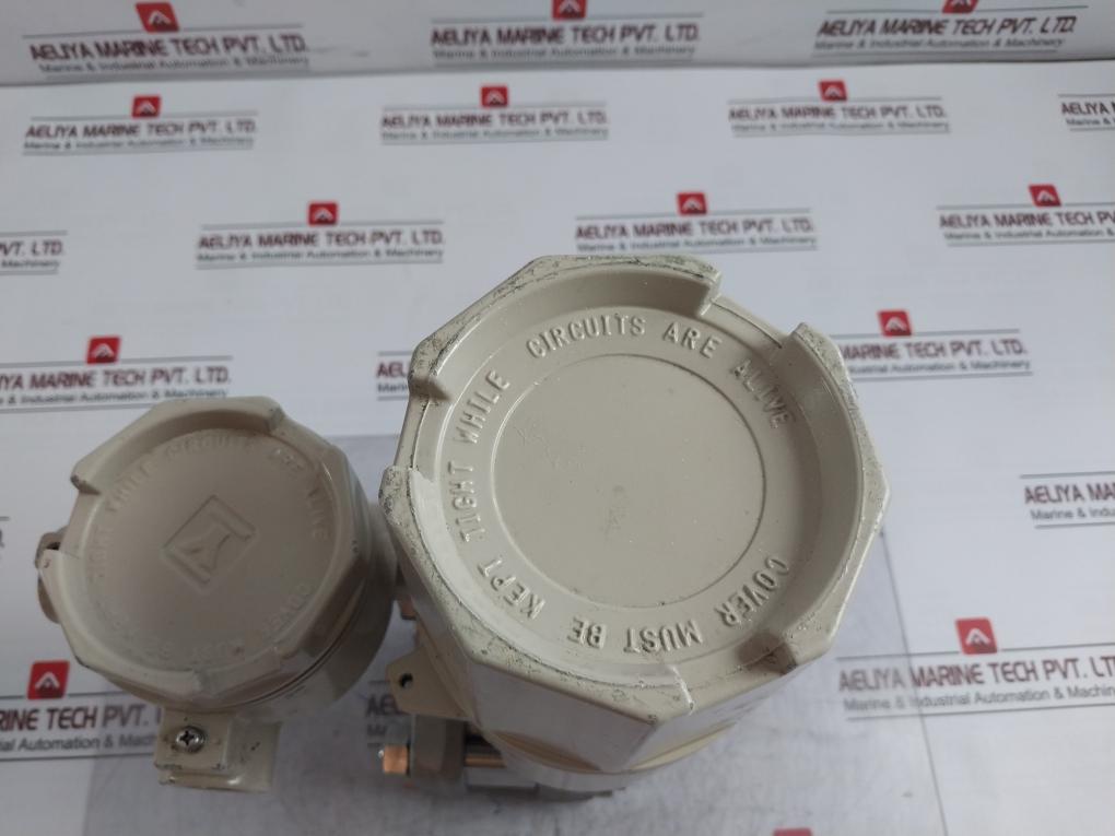 Yamatake-honeywell Dstj3000 Pressure Transmitter 35 Kgf/Cm2 24Vdc 4-20Madc 60˚C