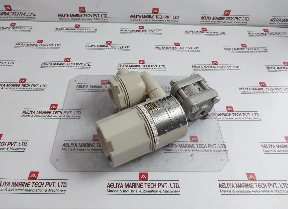 Yamatake-honeywell Dstj3000 Pressure Transmitter 35 Kgf/Cm2 24Vdc 4-20Madc 60˚C
