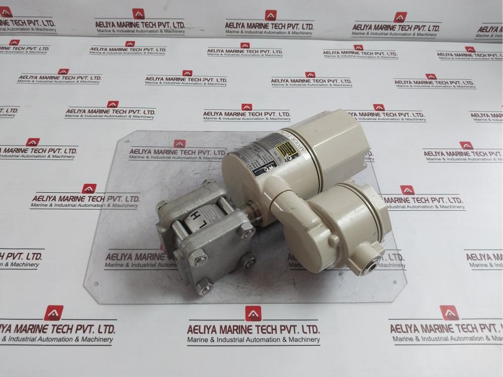 Yamatake-honeywell Dstj3000 Pressure Transmitter 35 Kgf/Cm2 24Vdc 4-20Madc 60˚C