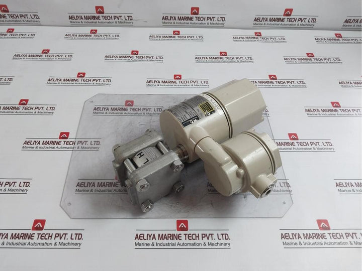 Yamatake-honeywell Dstj3000 Pressure Transmitter 35 Kgf/Cm2 24Vdc 4-20Madc 60?C
