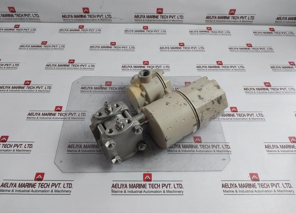 Yamatake-honeywell Dstj3000 Pressure Transmitter 4-20Madc 24Vdc 70 Kgf/Cm2 I3Ag4