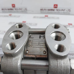 Yamatake-honeywell Dstj3000 Pressure Transmitter 4-20Madc 24Vdc 70 Kgf/Cm2 I3Ag4