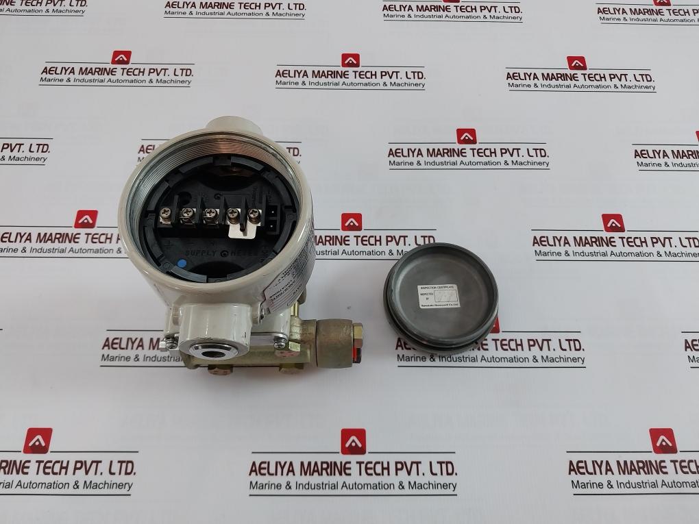 Yamatake-honeywell Dstj3000 Pressure Transmitter W/ Mounting Bracket U-bolt Kit