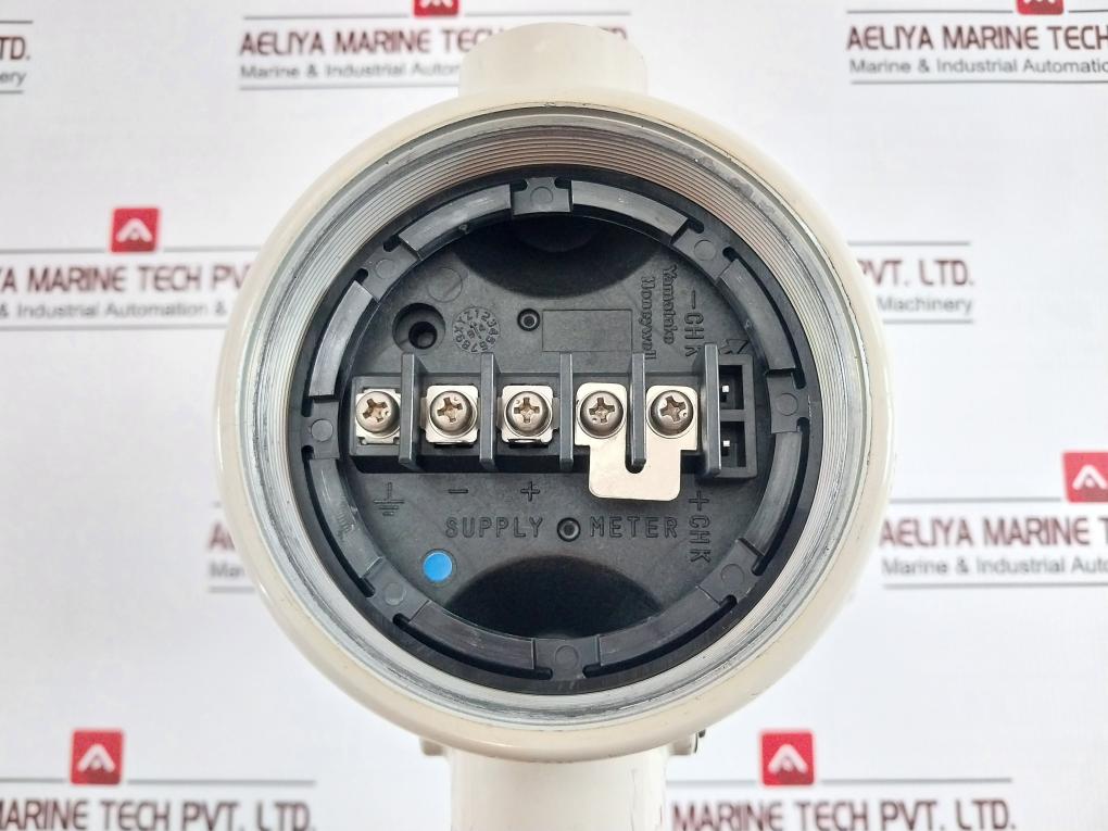 Yamatake-honeywell Dstj3000 Pressure Transmitter W/ Mounting Bracket U-bolt Kit