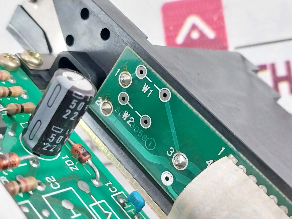 Yamatake-honeywell J-sfm10 Mc & Rack Assembly J-stc80-02 J-ssd50-22 Dc24V 4-20Ma