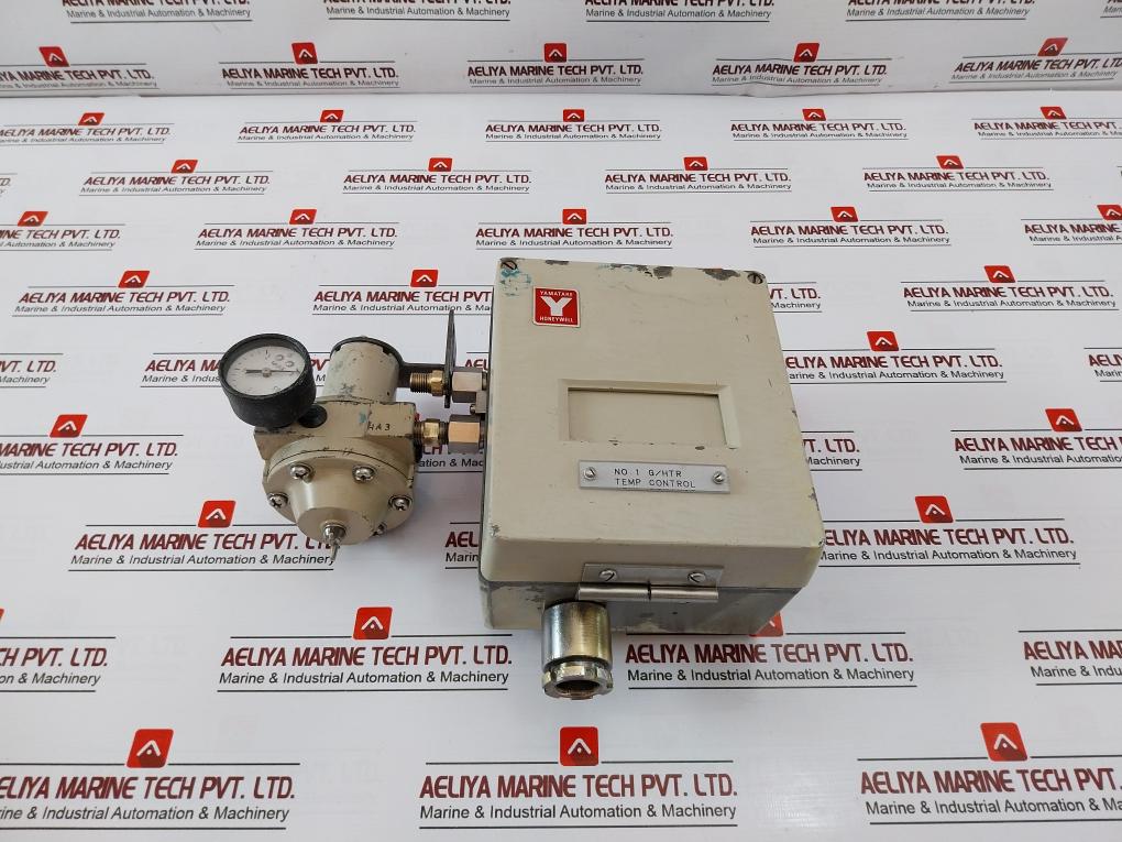 Yamatake-honeywell Kz03-1A Air Regulator 9.9 Kgf/Cm2 140 Psi 970 Kpa 9.7 Bar