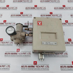 Yamatake-honeywell Kz03-1A Air Regulator 9.9 Kgf/Cm2 140 Psi